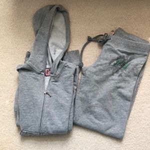 Iconic juicy sweat suit